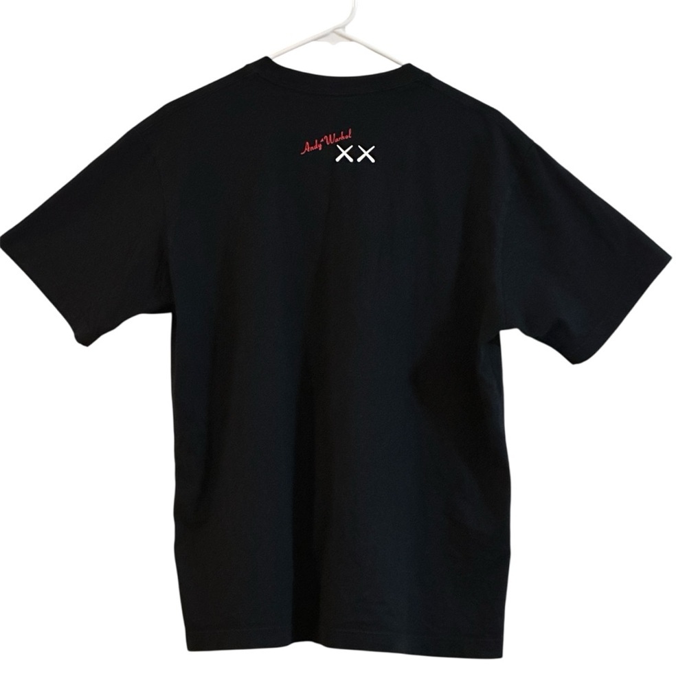 KAWS x Uniqlo Warhol UT Graphic T-shirt
Black Size Large - Picture 2 of 11